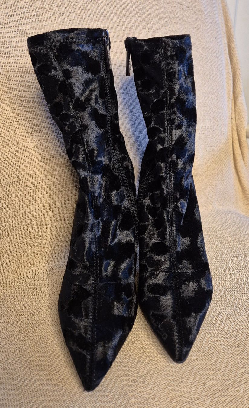 Steve Madden Scarpe da donna: Stiefeletten mit glänzendem Absatz – Nuovo e nell'imballaggio originale da Leissigen venduto da ali_k9v8 8