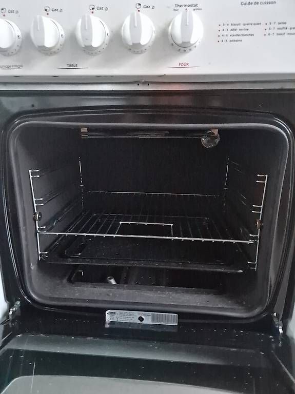 Cuisinières: Gasherd mit Ofen – D'occasion à Speicher par jazzit_10 3