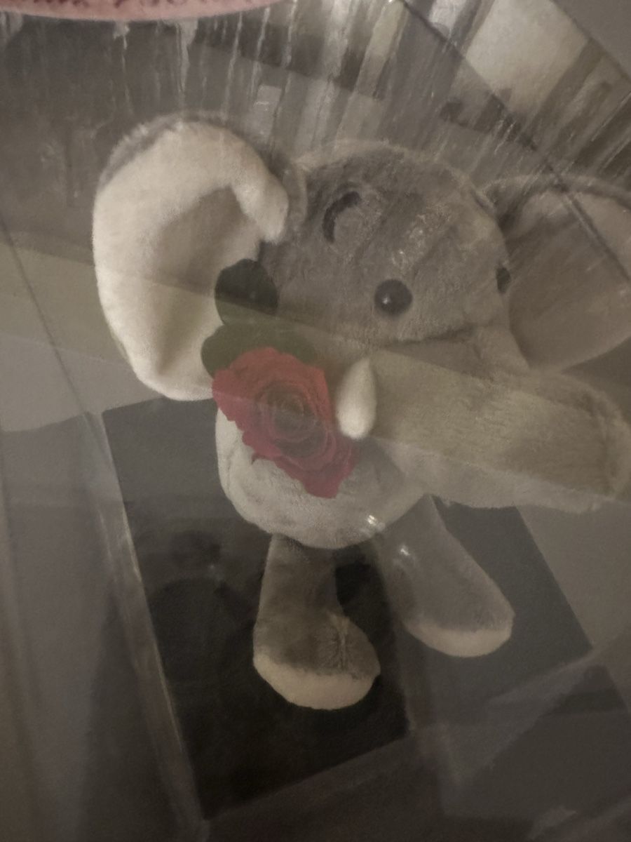 Statuette: Elefant mit einer ewigen Rose – Nuovo e nell'imballaggio originale da Sevelen venduto da Stopglobal. 3