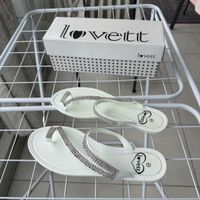 Sandalen Lovett weiss mit Steinen Grösse  41 neu