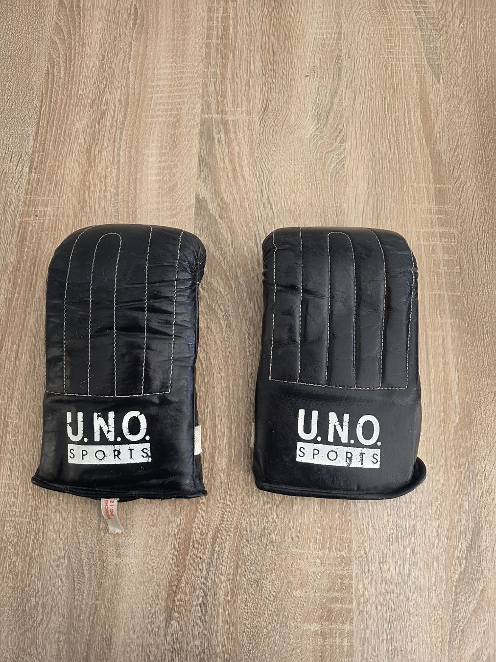 Handschuhe & Handstulpen: Boxhandschuhe – Gebraucht aus Derendingen von mic_zr77