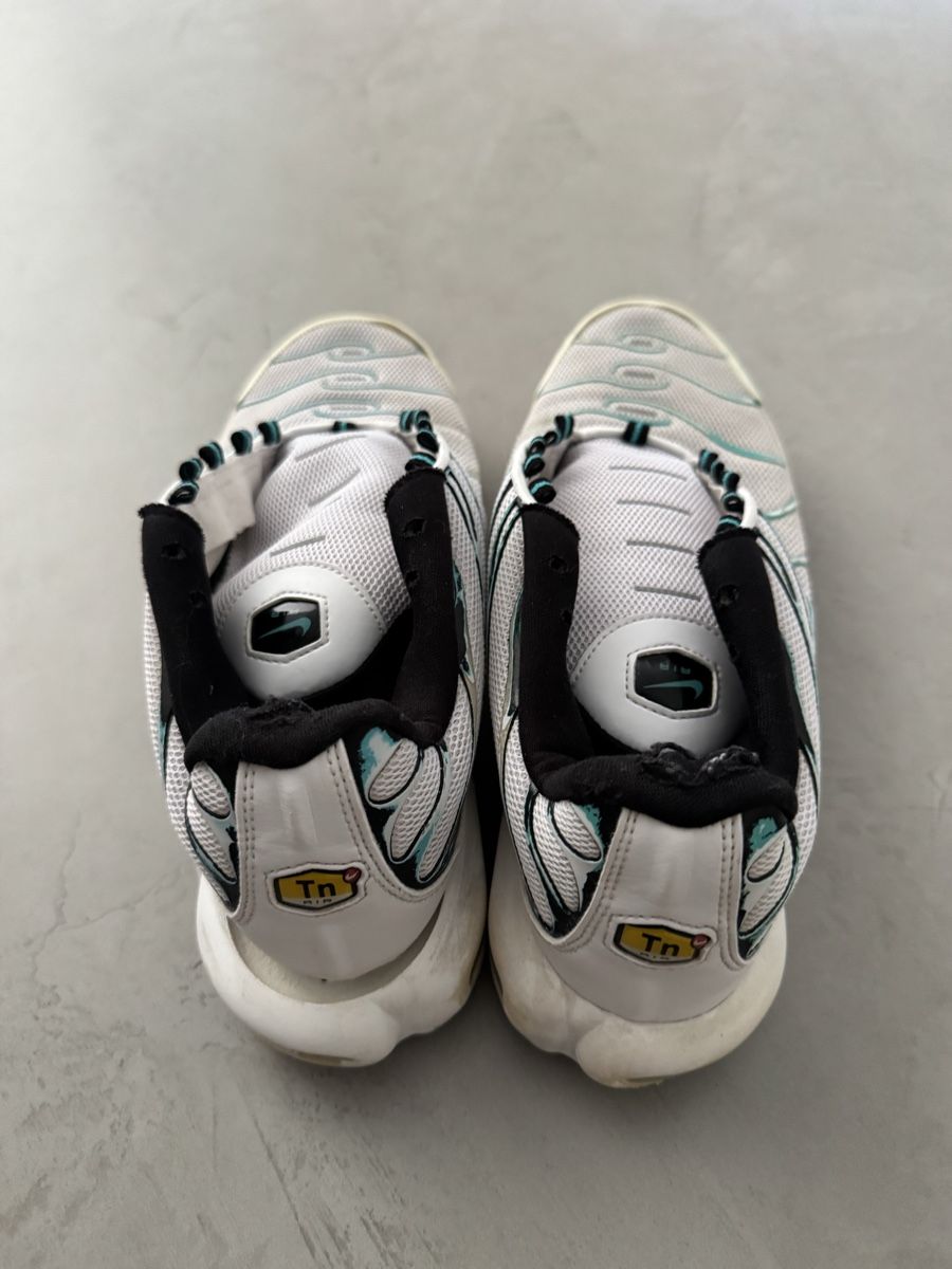 Nike Chaussures hommes: Baskets Nike Air Max Plus TN blanc taille 43 – D'occasion à Fribourg par Veronique22 1