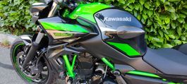 Motorrad Kawasaki z650 Baujahr 2022