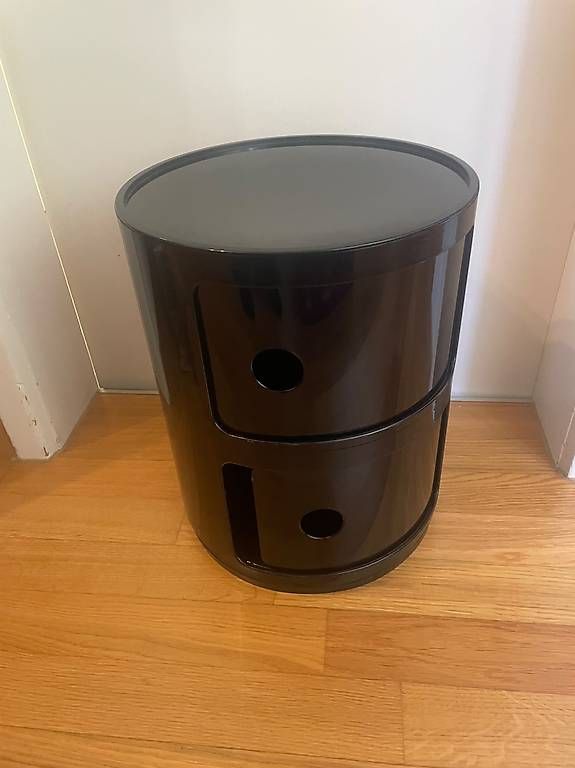 Kartell Tables de nuit: Kartell Componibili schwarz – D'occasion à Dübendorf par Aber_trotzdem