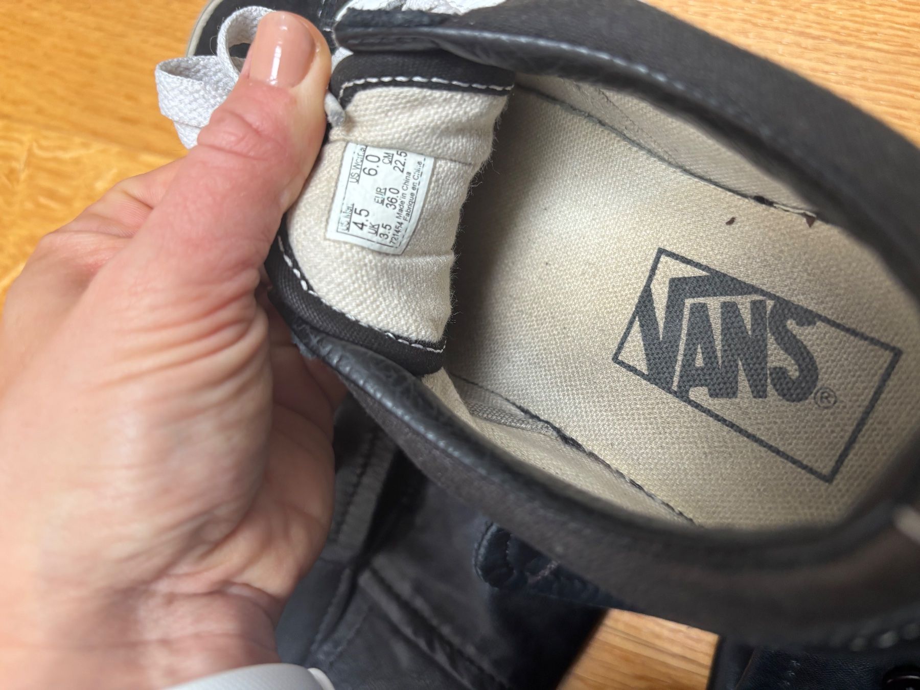 Vans Scarpe da uomo: Plateau Vans – Usato da Winterthur venduto da D_Zel97 3