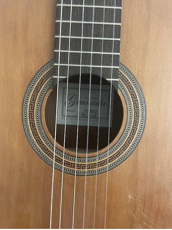 Musikinstrumente: Gitarre neu mit Zubehör  – Gebraucht aus Riehen von IvoC02 3