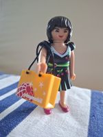 PLAYMOBIL Figur Frau (Asiatin) mit Shopping-Bag