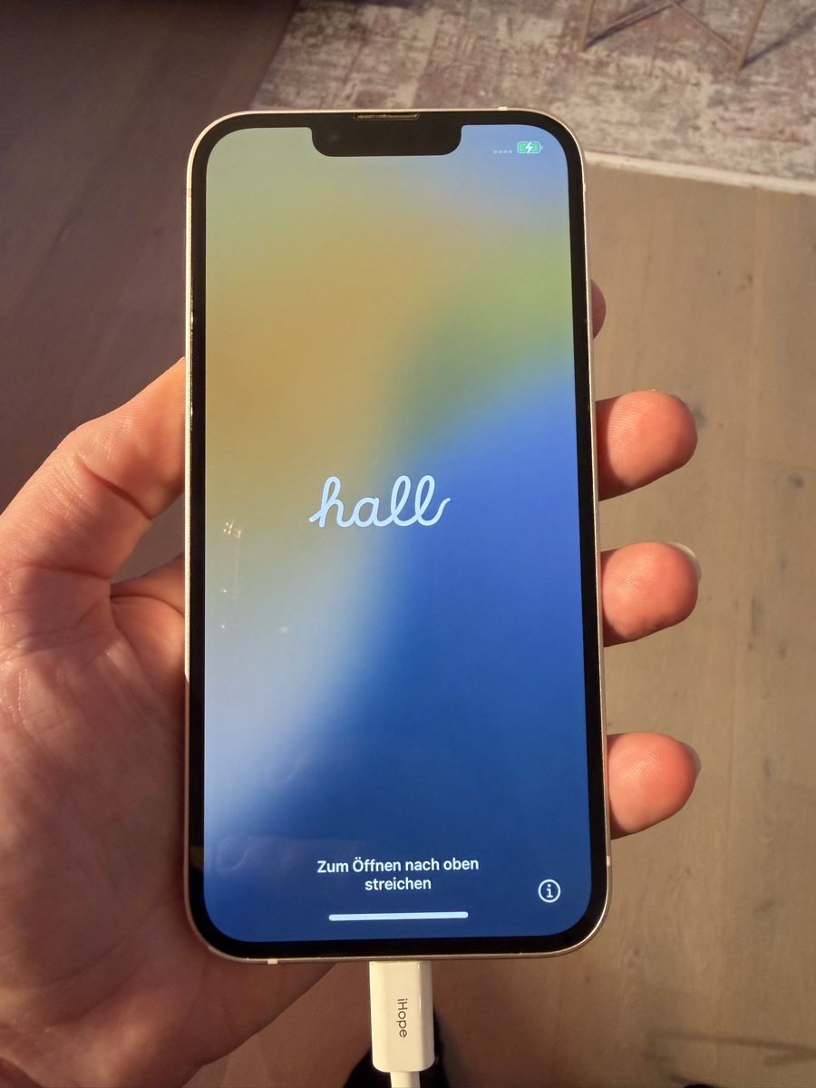 Apple Telefoni cellulari / Smartphones: iPhone 13 265 GB – Nuovo (secondo la descrizione) da Wallisellen venduto da Nataschab0 1