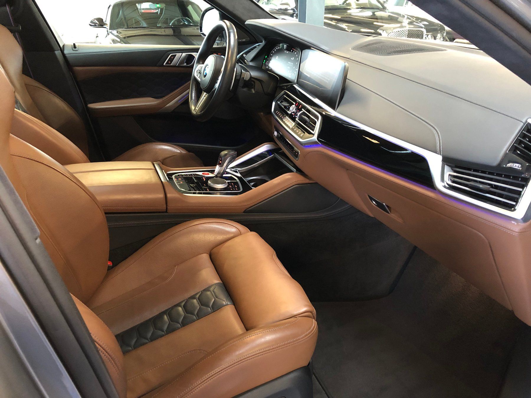 BMW Automobili: BMW X6M Steptronic M Competition – Usato da Gampelen venduto da Steuer0 5
