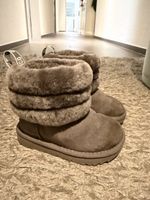 UGG Kinder Boots – Grösse EU 23.5 – Grau – Sehr guter Zustan