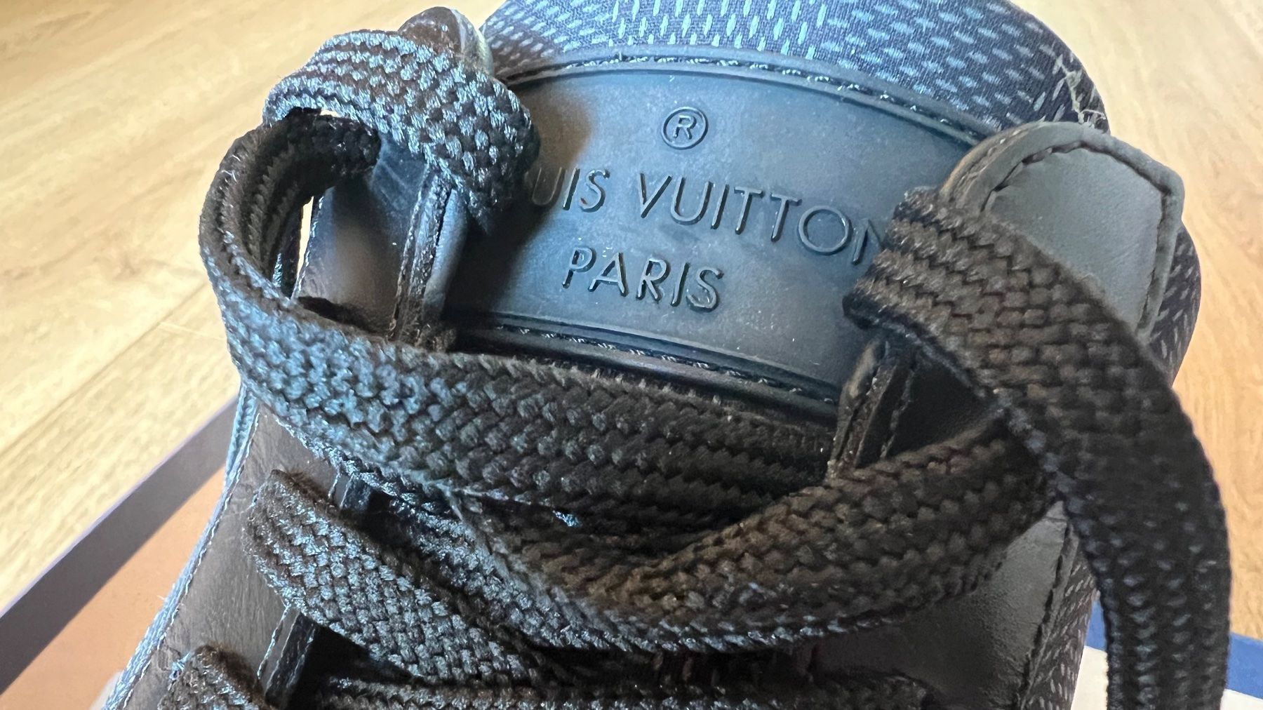 Louis Vuitton Scarpe da uomo: Louis Vuitton Sneakers noir – Nuovo (secondo la descrizione) da Wollerau venduto da Vinagoni 6