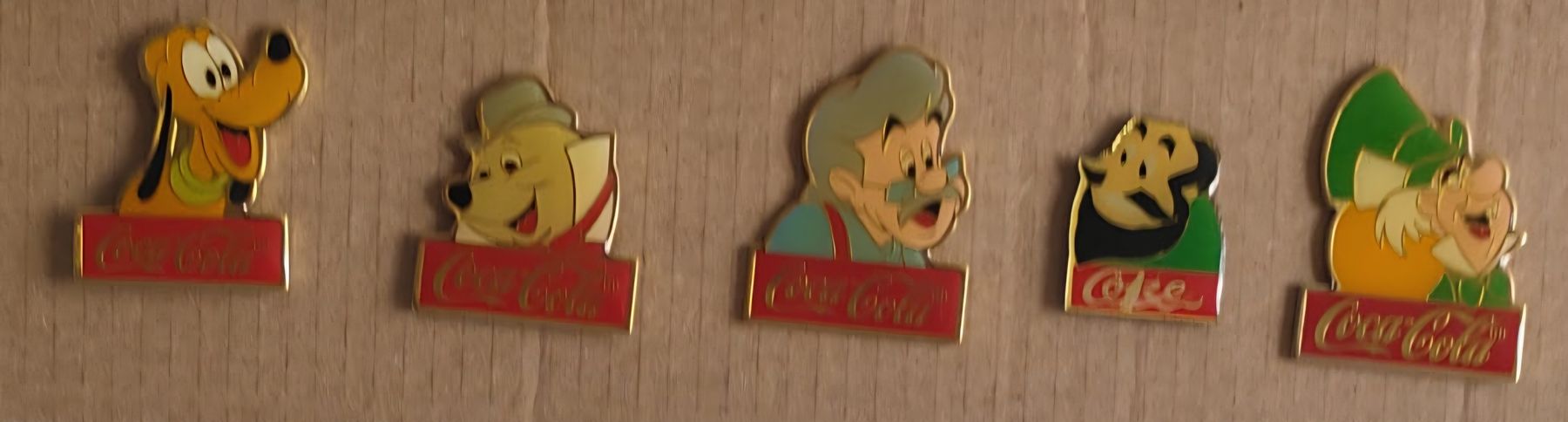 Coca-Cola Plaketten & Abzeichen: Disney Coca Cola Pins – Gebraucht aus Luzern von Luzern_Energy