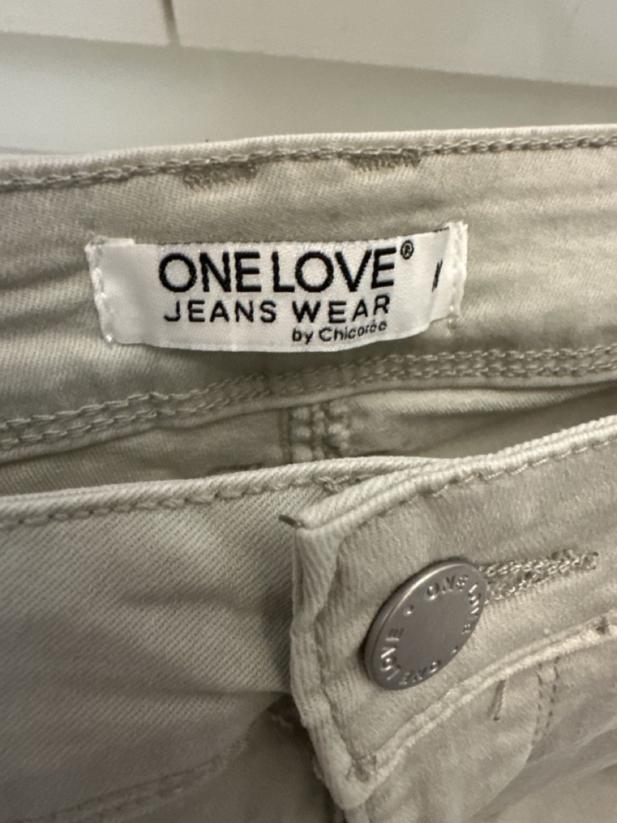 Pantaloni: Beige Capri Hose Gr. M – Usato da Buus venduto da 2019dp 2