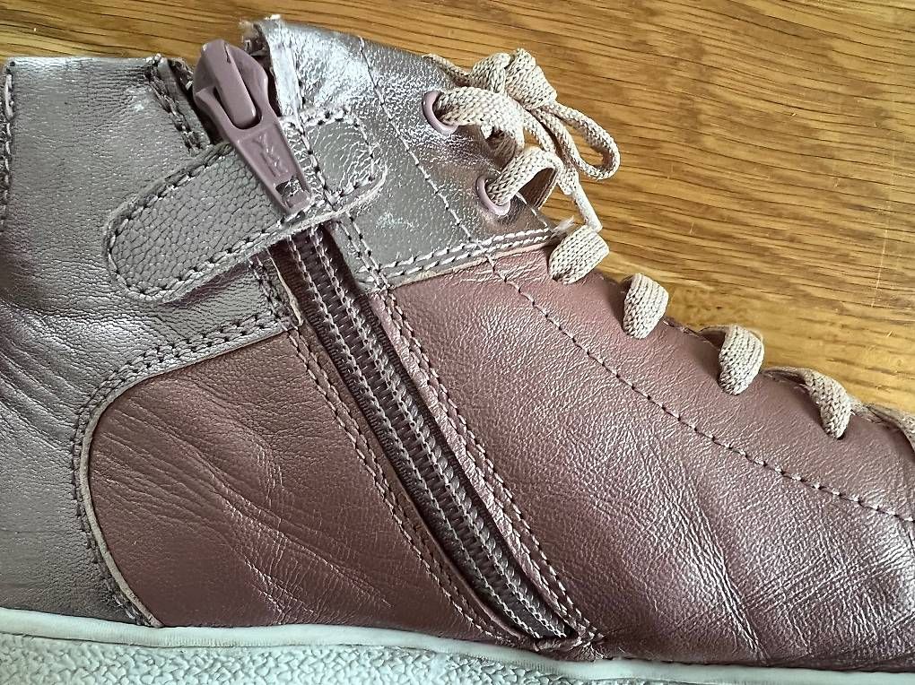 Chaussures filles: MOD8 Mädchen Halbschuhe Gr. 39 Leder – D'occasion à Bern par tam_vv72 1
