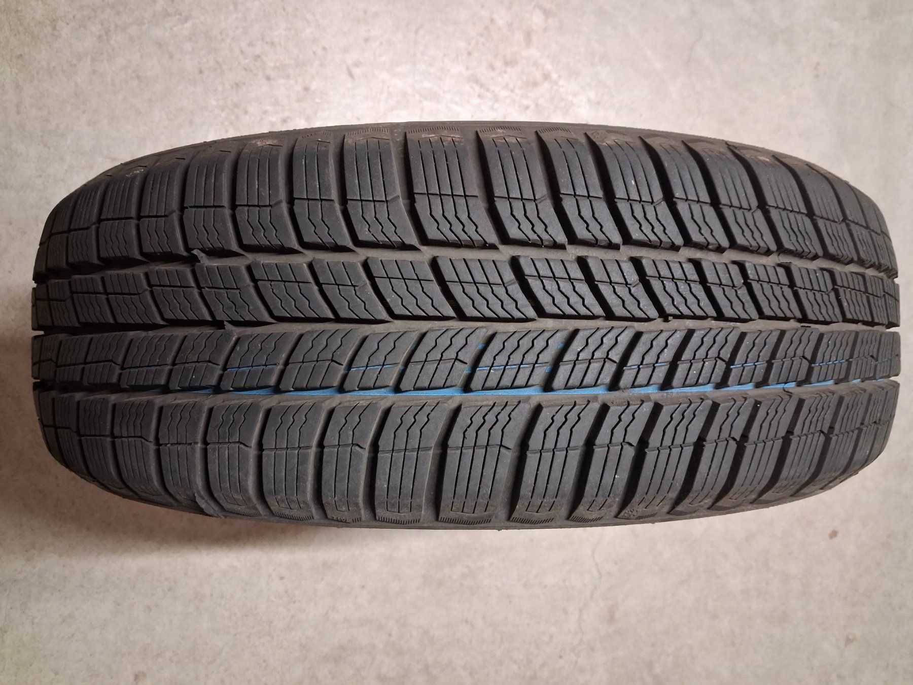 Pneus & Roues: Winterreifen – D'occasion à Obfelden par Holzwurm40 3