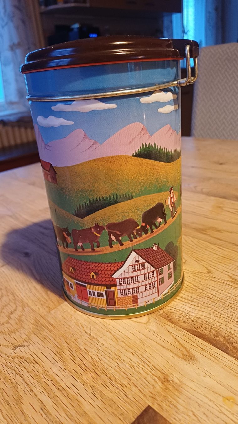 Behälter & Ähnliches: Appenzeller Vorratsdose – Gebraucht aus Flawil von Naphtali 2