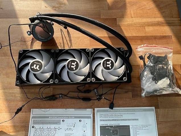 Thermaltake Componenti elettronici: Watercooling AIO 360 mm ARGB – Usato da Promasens venduto da Pavulon 1