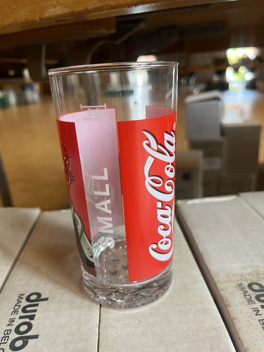 Coca-Cola Bicchieri: Coca-Cola Glas klein 37cl neuwertig im Karton – Nuovo e nell'imballaggio originale da Huttwil venduto da kim_f87x 4