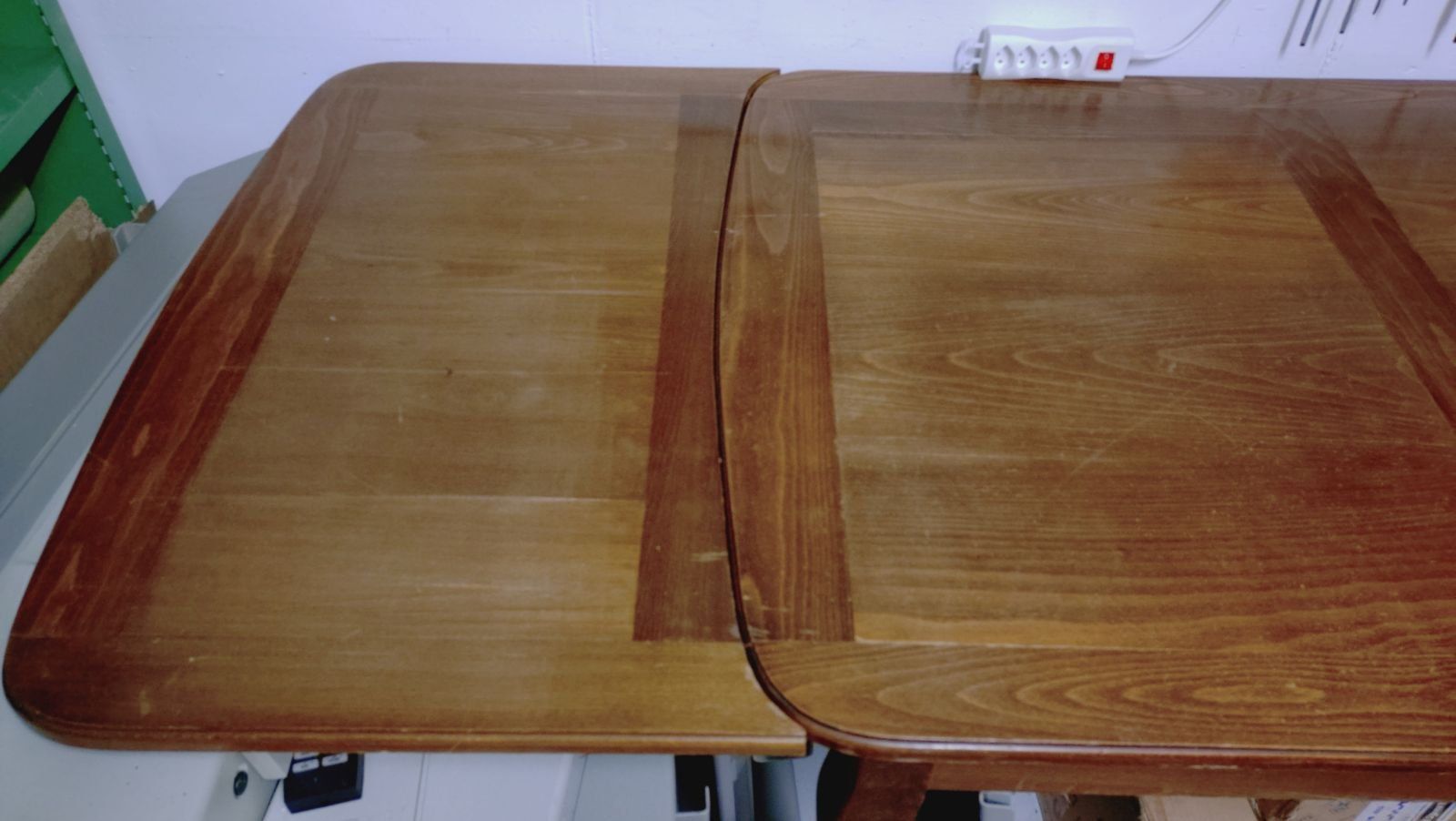Tische: Alter Holz-Tisch ausziehbar – Gebraucht aus Grüningen von Stargazer 1
