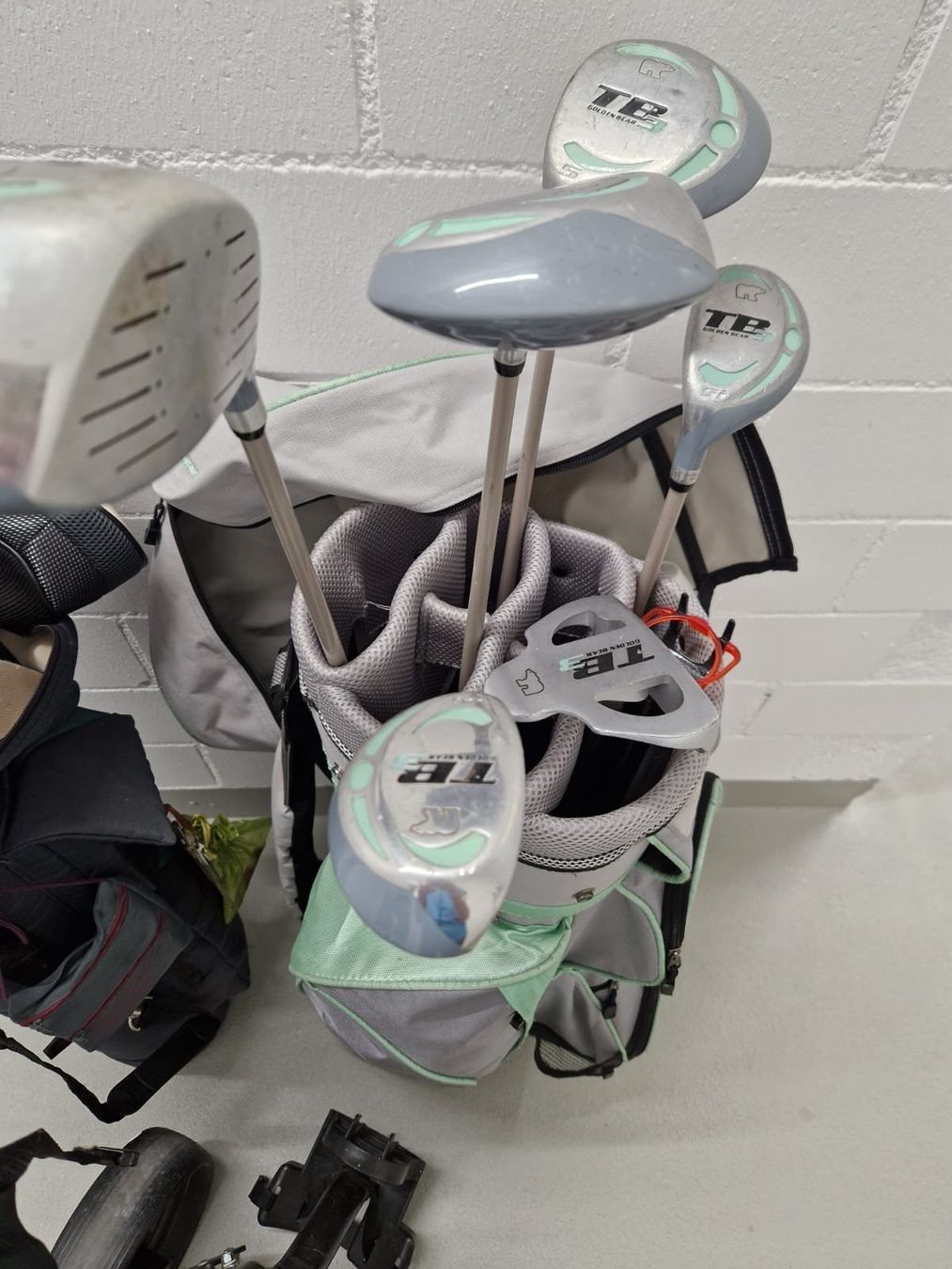 Mazze & Set: Golfset 12-teilig inkl. Bags – Usato da Bülach venduto da hei_68wn 2