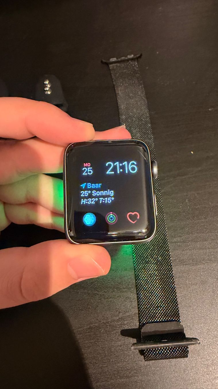 Apple Smartwatch: Apple Watch – D'occasion à Baar par Ensar_Kalender 4