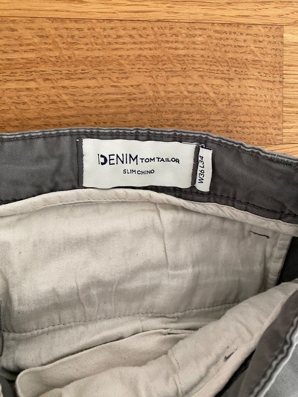 Tom Tailor Pantaloni: Tom Tailor Denim Chino Hose - W36 L34 – Usato da Muri AG venduto da Hookipa01 2