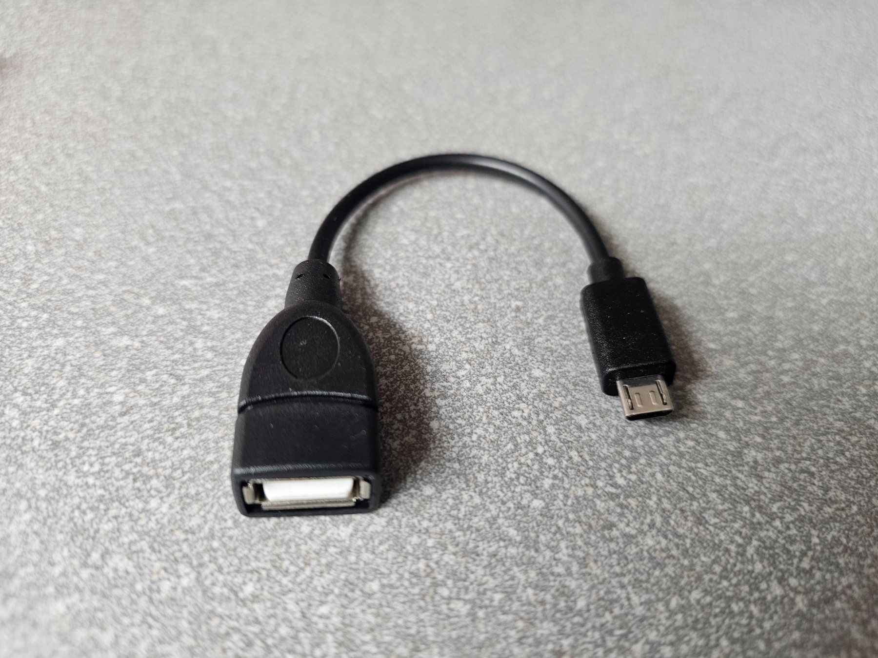 Unità & Adattatore: Micro USB Stecker auf USB-A Buchse ab 1.- – Usato da Adligenswil venduto da xtfnut