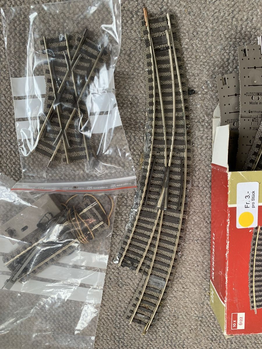 Fleischmann Modelleisenbahnen: Fleischmann HO Profi-Gleis neu-gebraucht,Nr.H111 – Neu (gemäss Beschreibung) aus Winden von EmilNeu 5