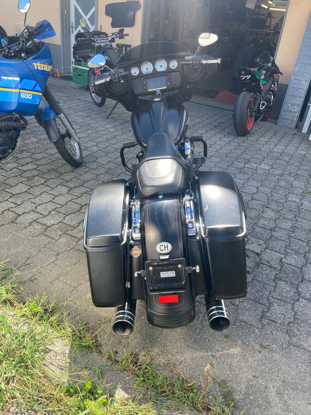 Harley-Davidson Chopper: Harley Davidson FLHXS 1690 – Usato da Fully venduto da RC30-1988 2