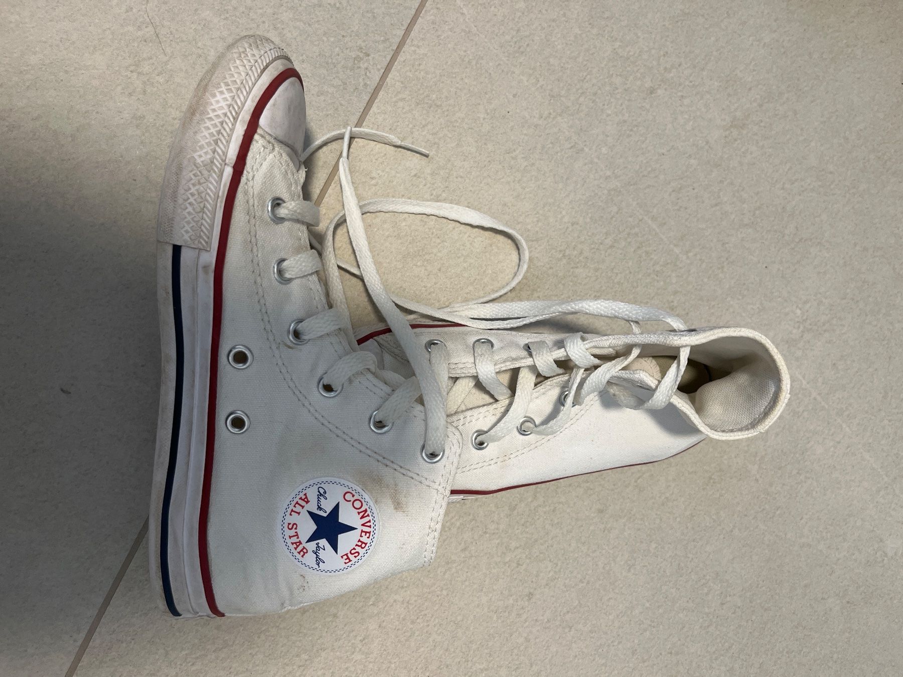 Scarpe da uomo: Converse Chuck Taylor All Star – Gr. 33 – Usato da Giubiasco venduto da martellino78 1