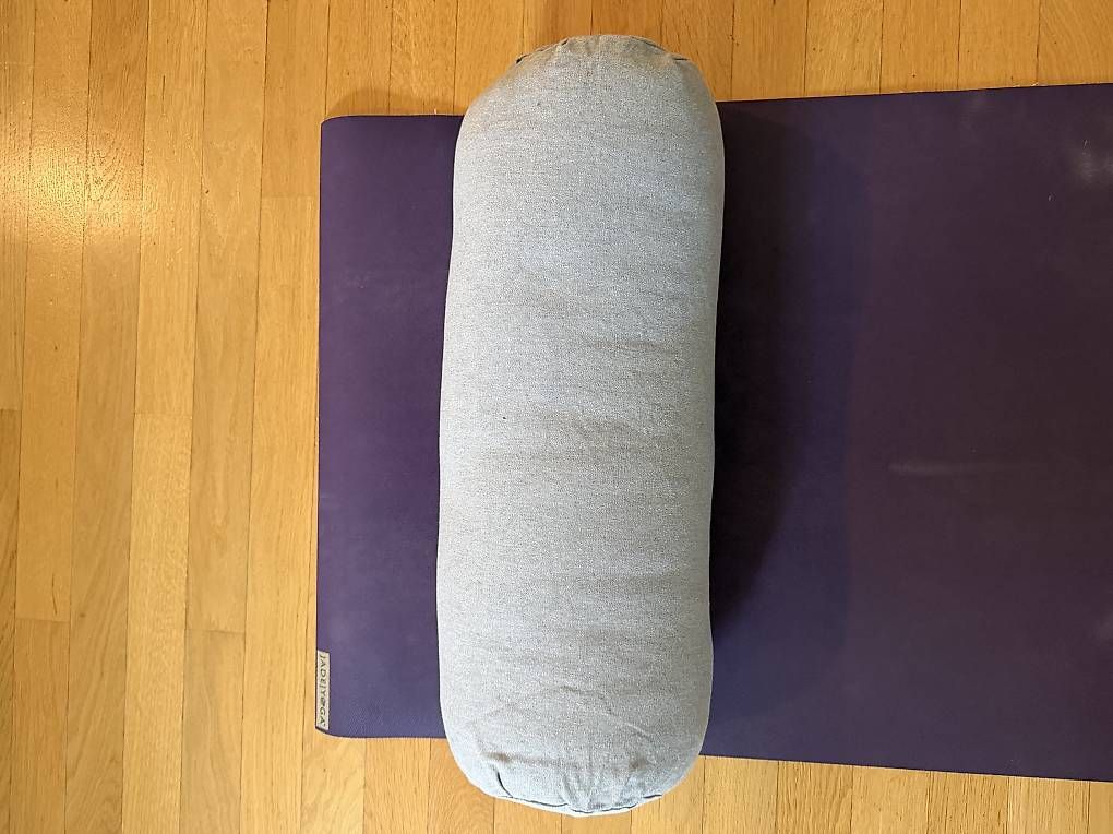 Cuscini: Yoga Kissen – Usato da Bern venduto da francesca35 1