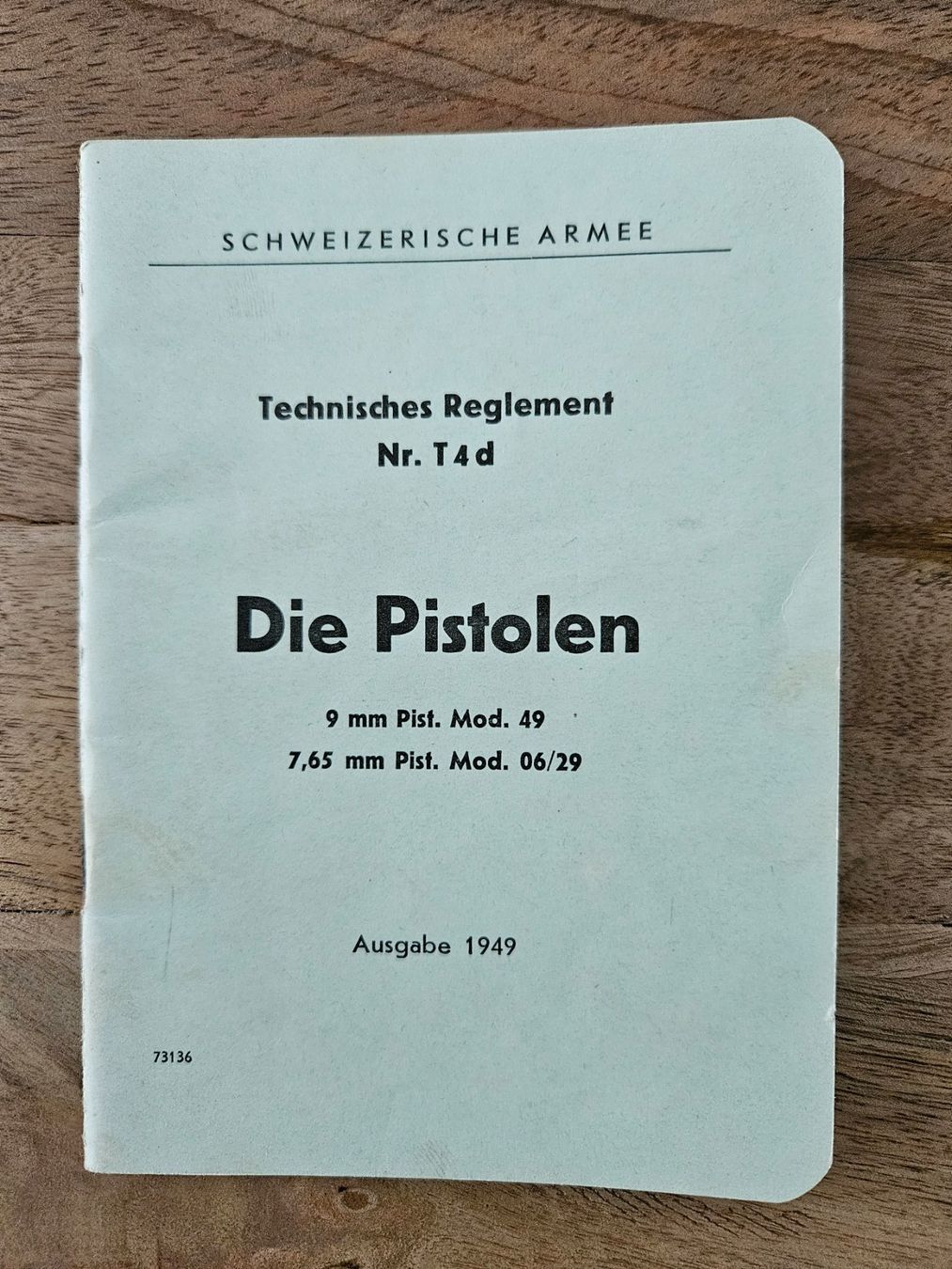 Schweizer Armee Uniformi: Varianten Reglemente Pistole Schweizer Armee Militär Waffe – Usato da Ostermundigen venduto da Swissmarmota 4