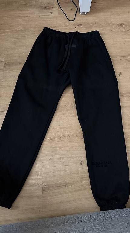 Pantaloni: Essentials Jogger – Nuovo e nell'imballaggio originale da Neuhausen venduto da agh_g2nd