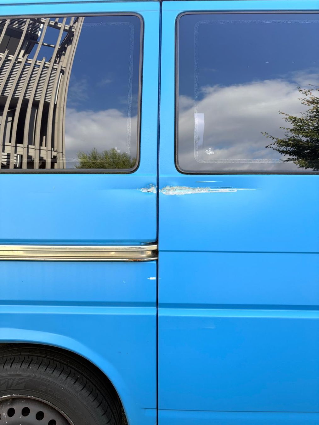 VW Veicoli da campeggio: VW T4 Campervan - ausgebaut – Usato da Steckborn venduto da rboelsterli 9