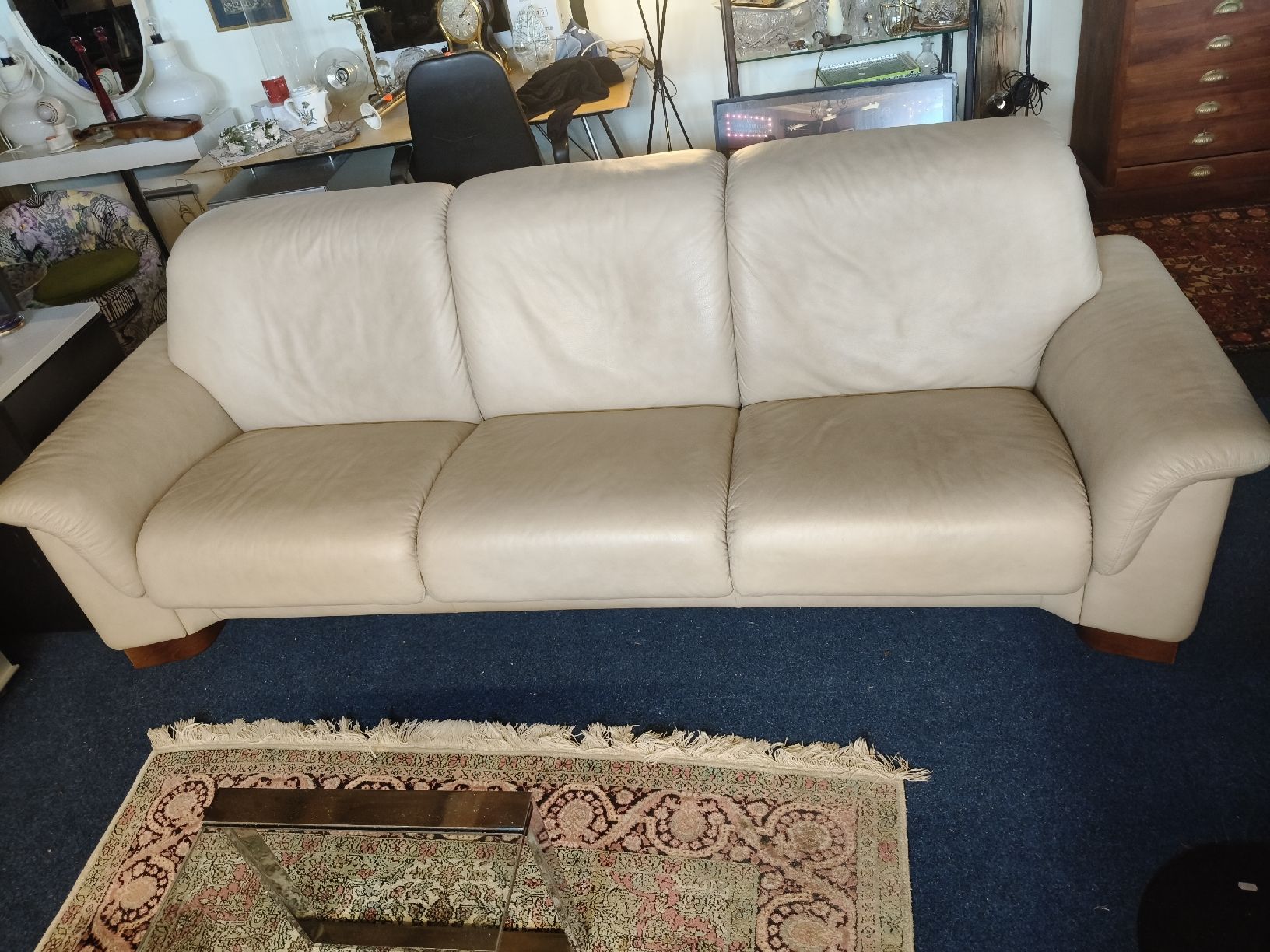 Stressless Sofas: Stressless sofa mit 2 Sessel und Hocker  – Gebraucht aus Zwingen von inf_2blh 9