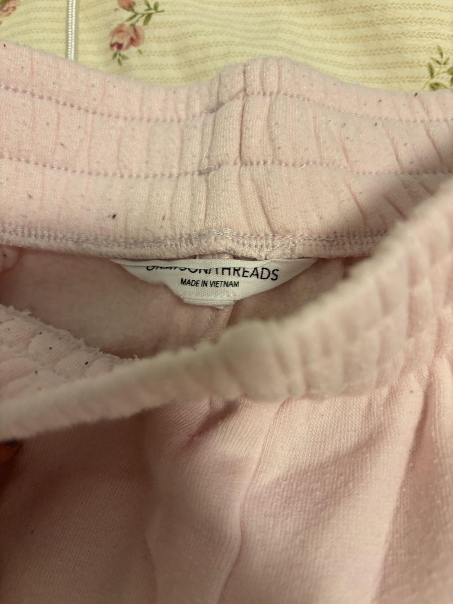 Hosen: Pink sweatpants – Gebraucht aus Steinhausen von zgo_6dc6 1