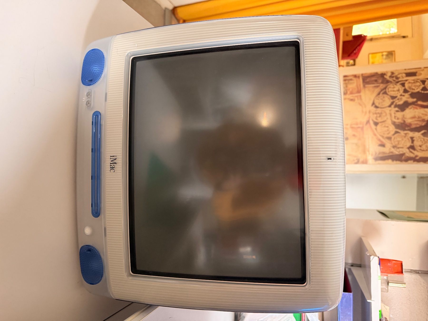 Apple PC: Zwei iMac G3 apple Computer retro blau – Usato da Winterthur venduto da ram_67cv 2