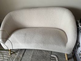 Ensemble : canapé bouclette + table basse ronde 