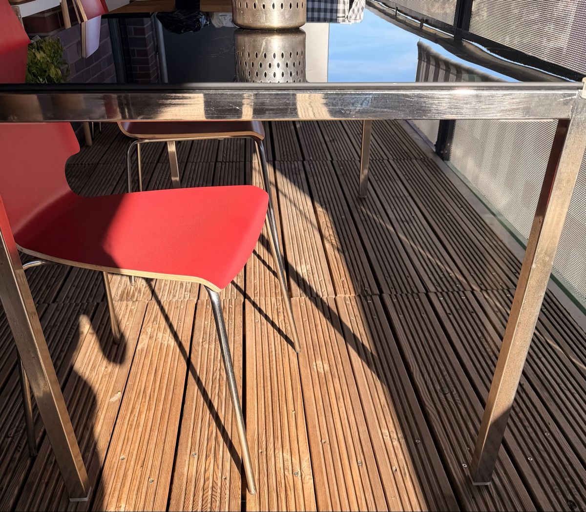 Tischset: Dining table rectangular black glass with 4 dining chairs – Gebraucht aus Winterthur von Wavaa 2