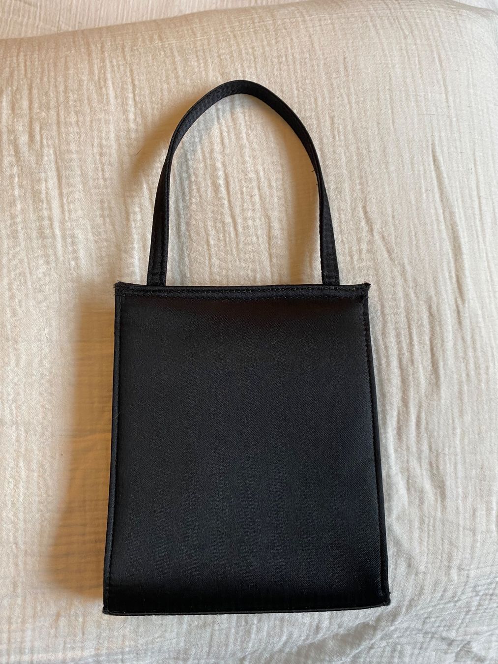 Borse da donna: mini sac noir vintage – Usato da pont-la-ville venduto da dia_tt5h 1