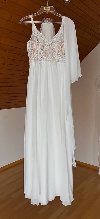 Vestiti: Hochzeitskleid/ Standesamt/ Brautkleid – Usato da Kehrsatz venduto da gigi31 1