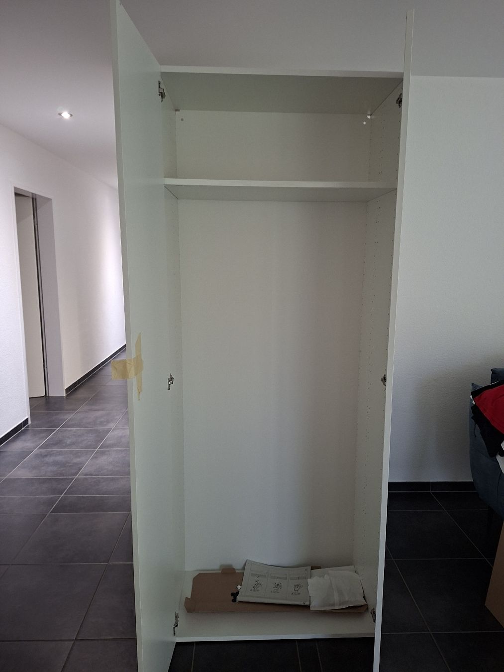 Ikea Armadi: Zwei Kleiderschränke weiss Lastare – Nuovo (secondo la descrizione) da Niederrohrdorf venduto da Trike1