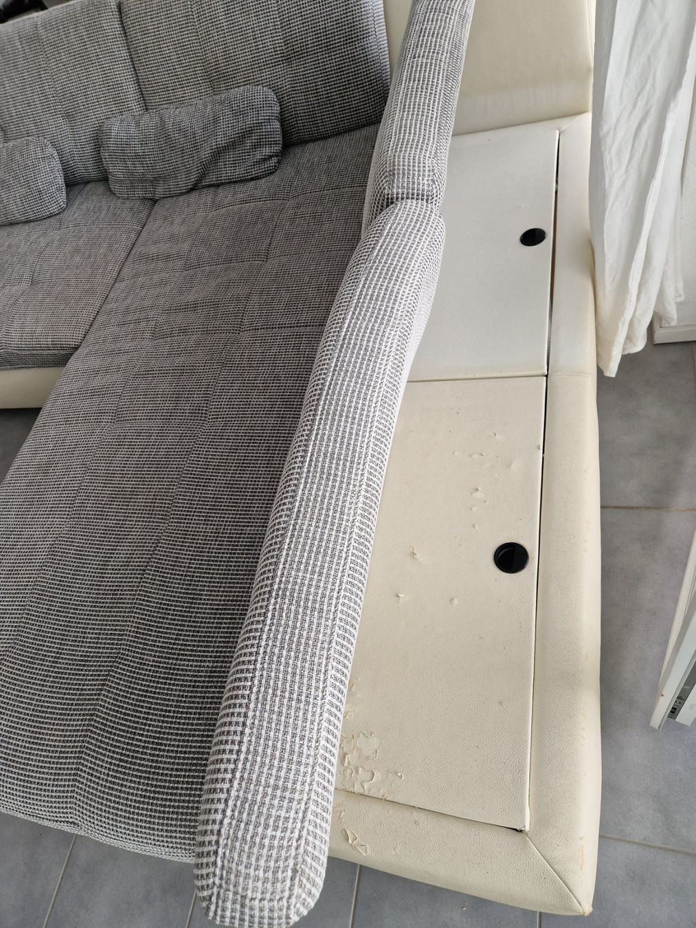 Divani: Sofa (Abholung am 16. August) – Usato da Unterkulm venduto da vab_6zcd 4