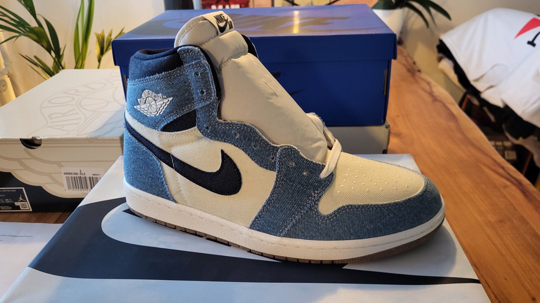 Jordan Scarpe da uomo: Jordan 1 retro high Denim – Nuovo (secondo la descrizione) da Bern venduto da Sneakerheadz