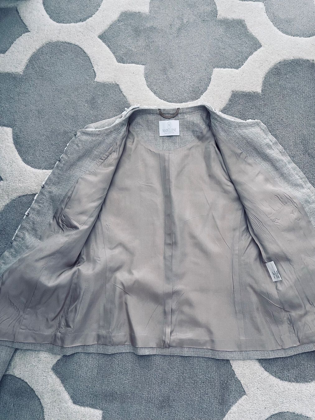 Madeleine Giacche: MADELEINE wunderschöne Sakko/Blazer – Usato da Winkel venduto da KaschmirArt 5
