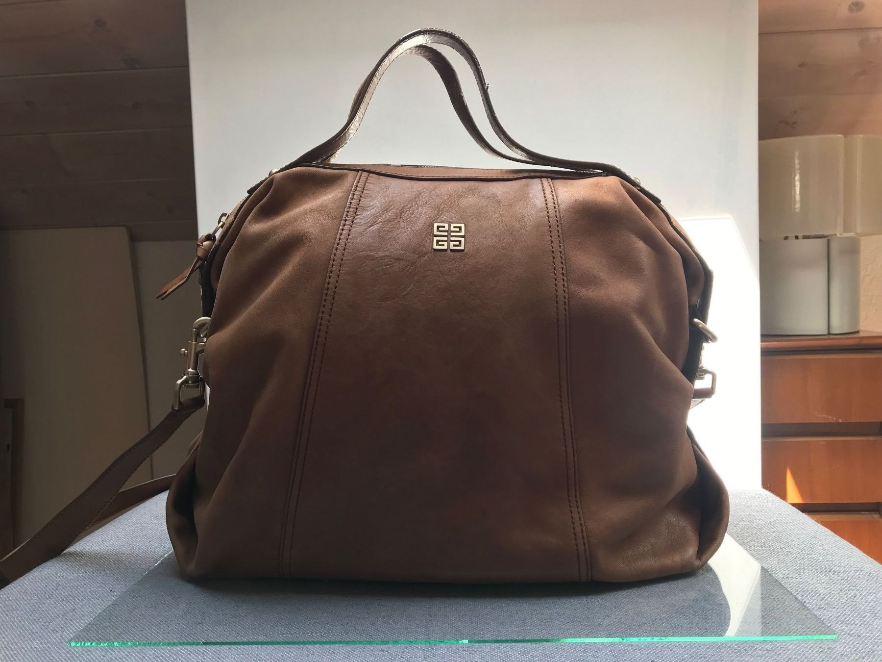 Givenchy Borse da donna: Sac Givenchy cognac – Usato da Basel venduto da Maria-Alexa