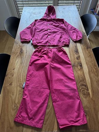 Ticket To Heaven Regenanzug Gr. 128 / 134 Beere Regenjacke
