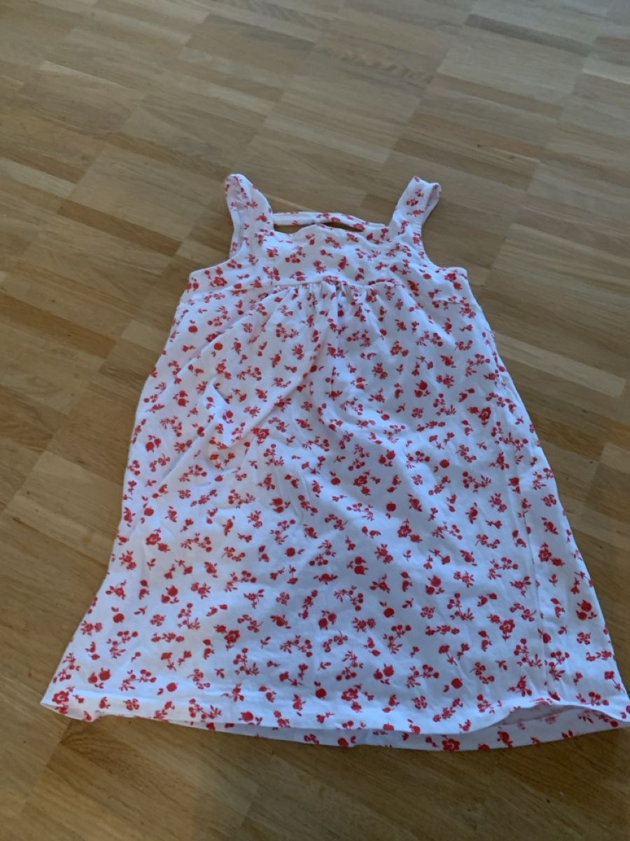 Benetton Vestiti & Gonne: Benetton Kleid in Gr. 122 – Usato da Sissach venduto da Hippo200