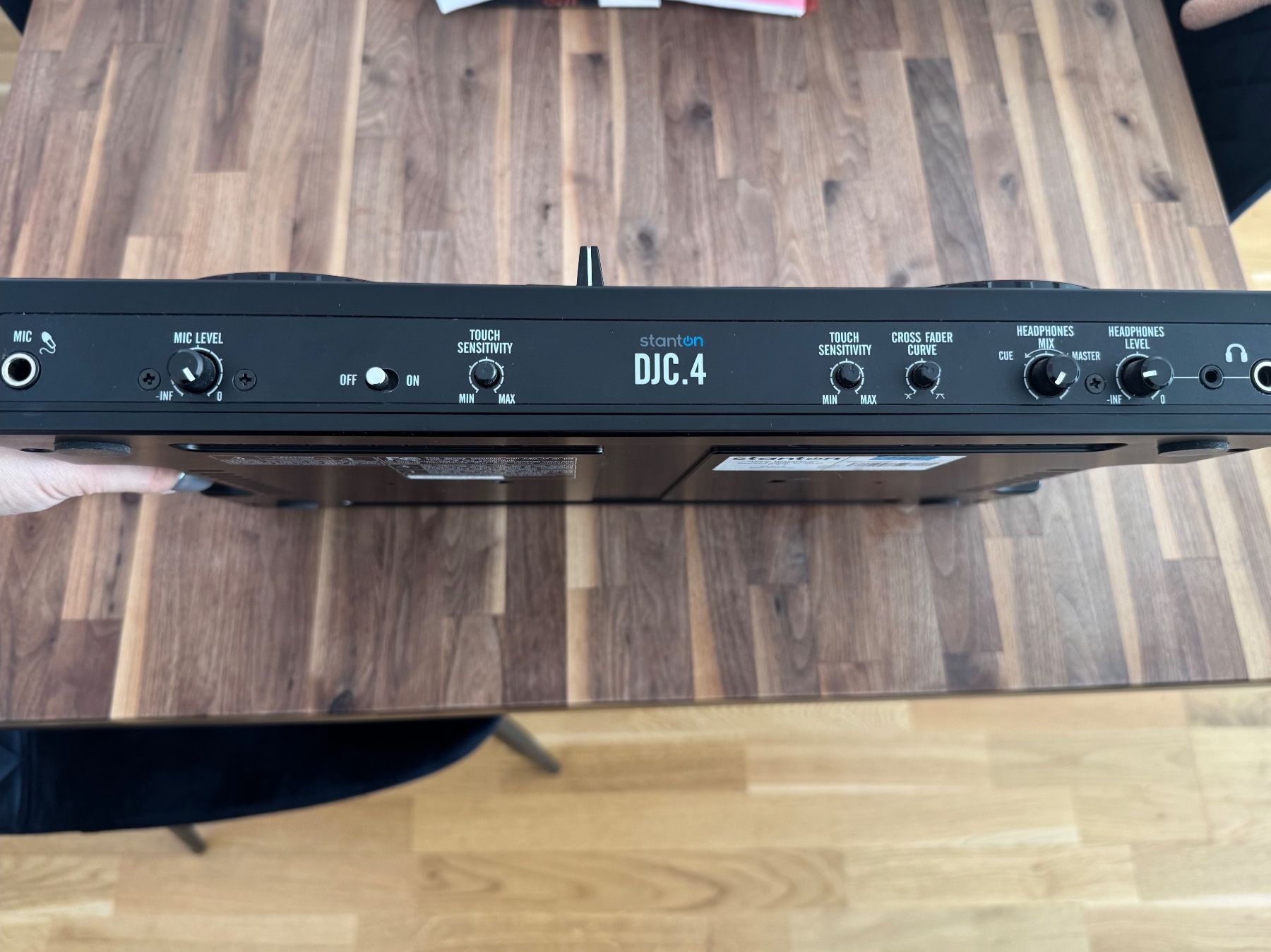 Stanton Console di mixaggio: Stanton DJC.4 DJ Controller – Usato da Steffisburg venduto da Naesu_1995 1