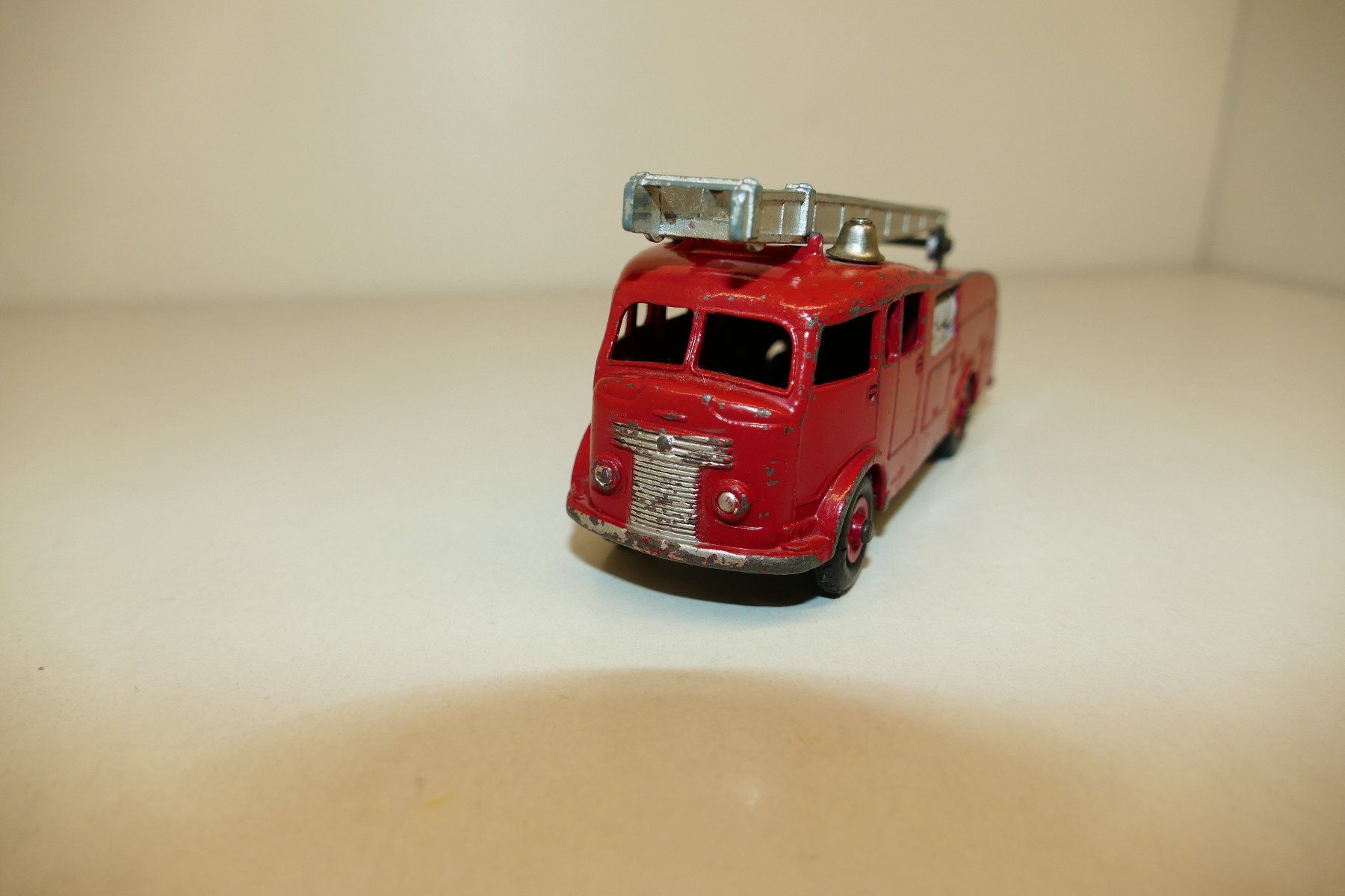 Dinky Toys Modellini d'auto: Dinky Supertoys: Fire Engine – Usato da Niederhasli venduto da rail-duerst 1